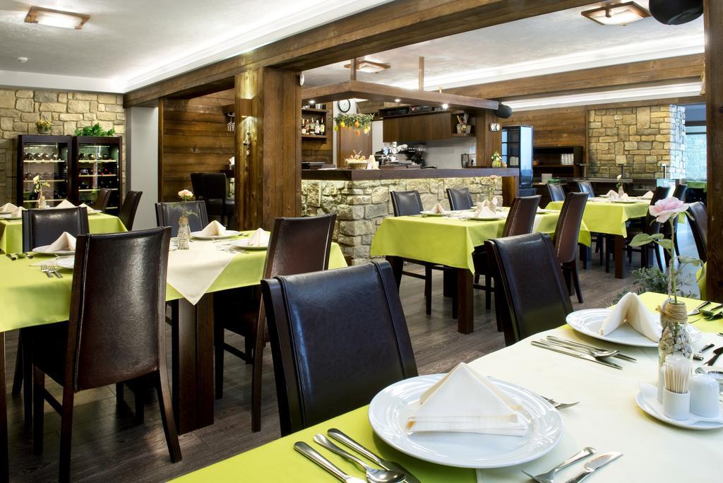 Hotel Rozsutec Terchova Ngoại thất bức ảnh